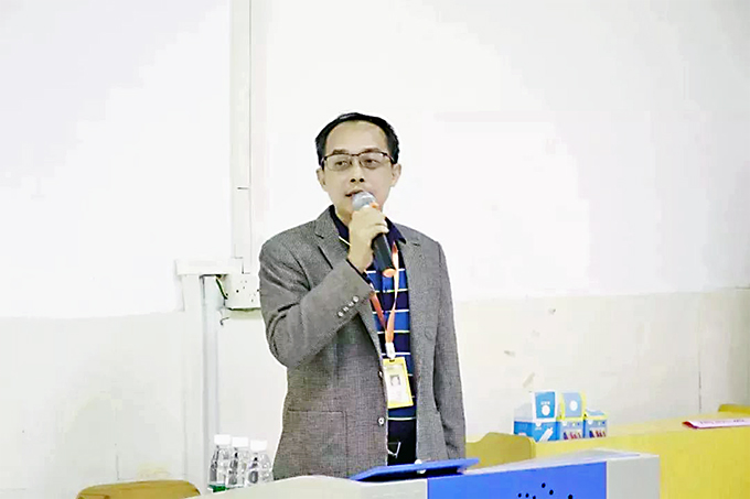 劉湘忠科長主持